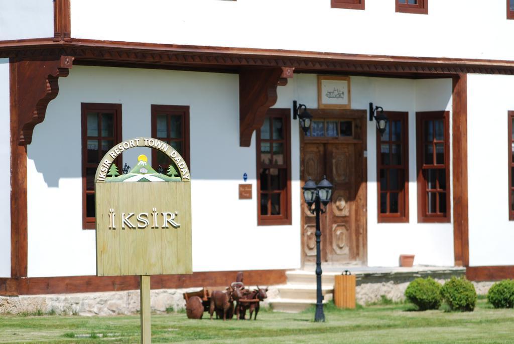Iksir Resort Town Daday Eksteriør billede